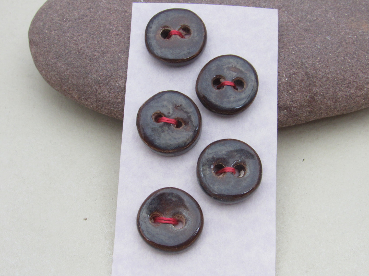 5 Small Round Ceramic Buttons