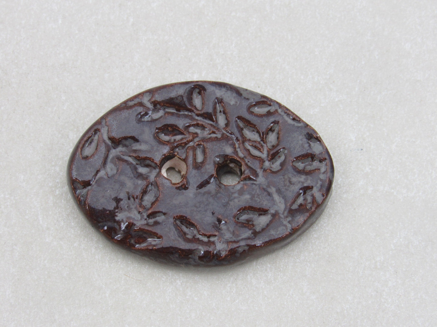 Wholesale Large Sprig Texture Oval Ceramic Button