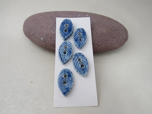 5 Small Leaf Ceramic Buttons