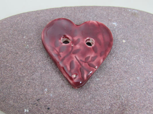 Medium Leaf Sprig Texture Heart Shaped Ceramic Button