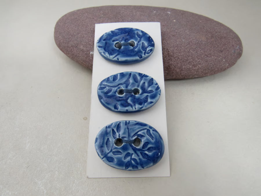 Trio of Medium Oval Sprig Pattern Ceramic Buttons