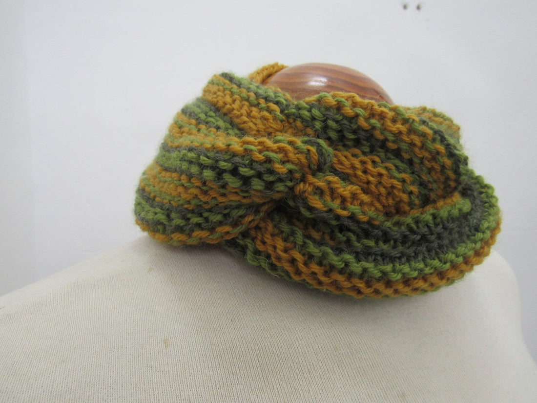 Leaf Green Gold Striped Knit Pure Wool Cowl Scarf
