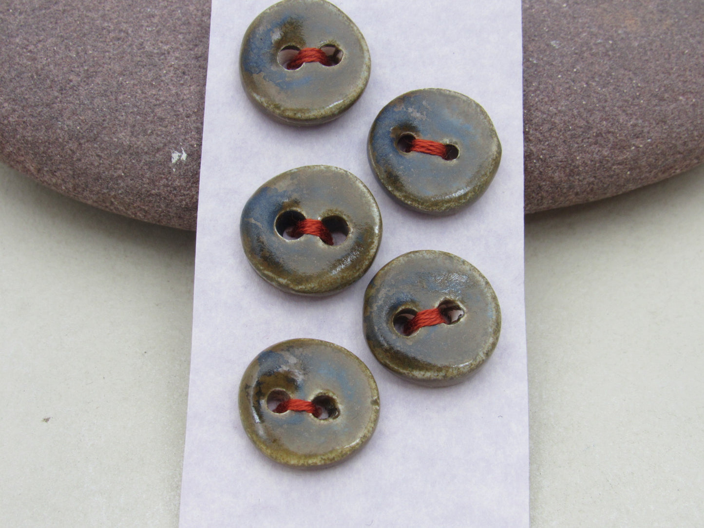 5 Small Round Ceramic Buttons