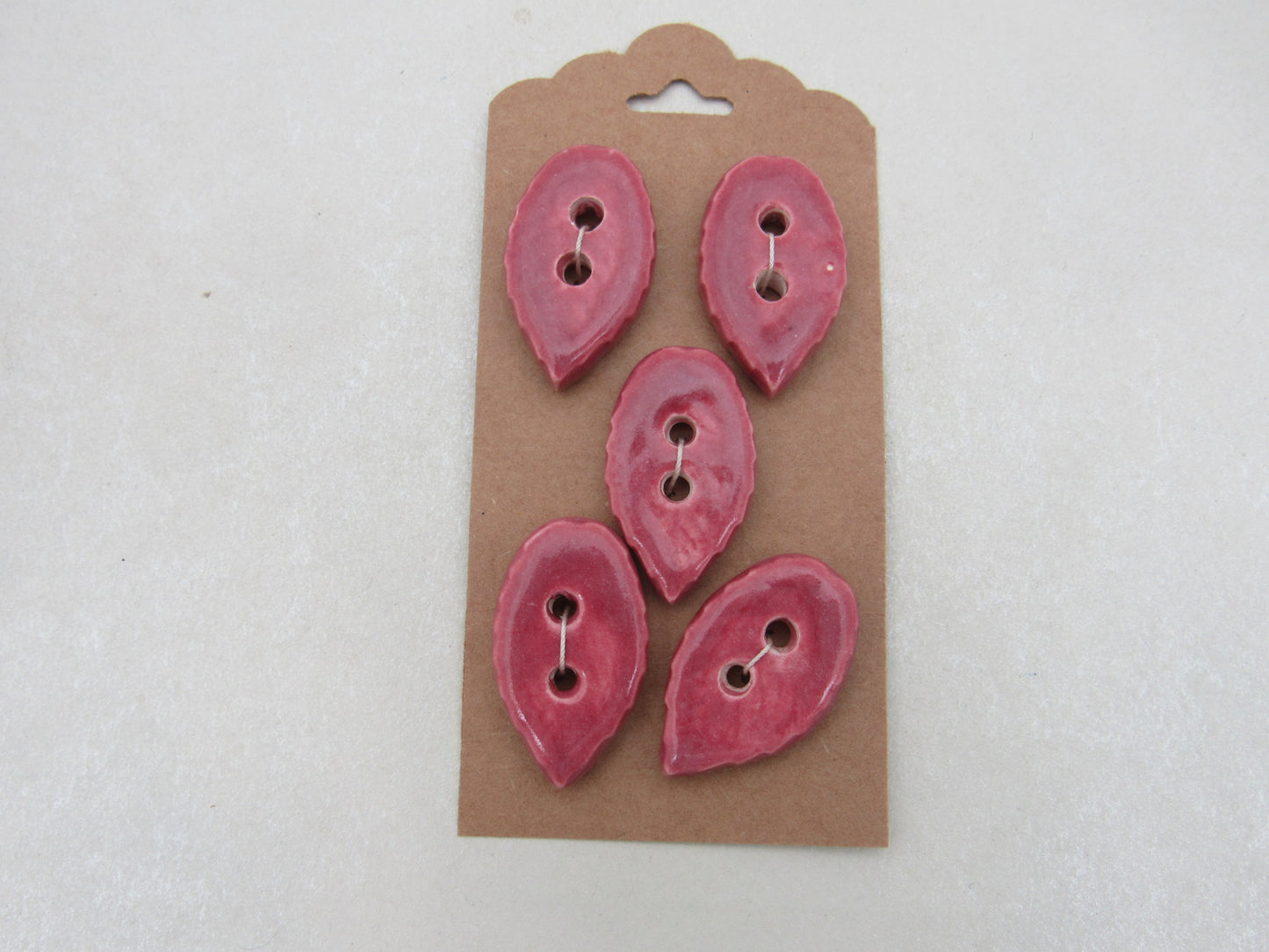 Wholesale 5 Small Leaf Shape Ceramic Buttons