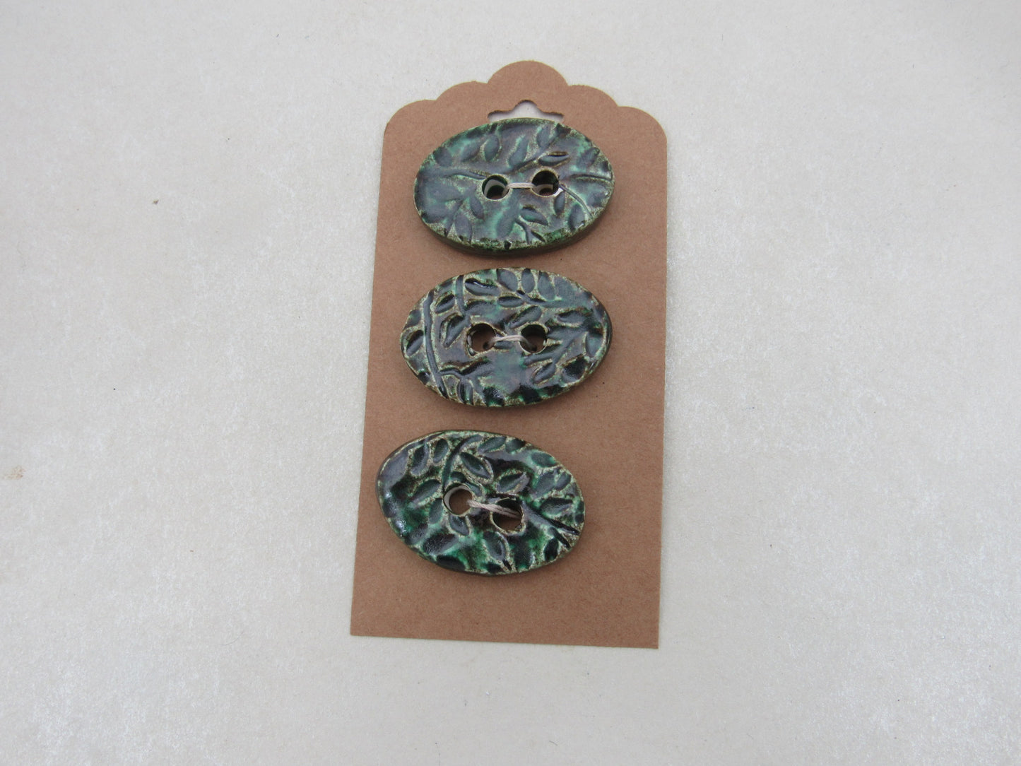Wholesale Trio Medium Sprig Texture Oval Ceramic Buttons