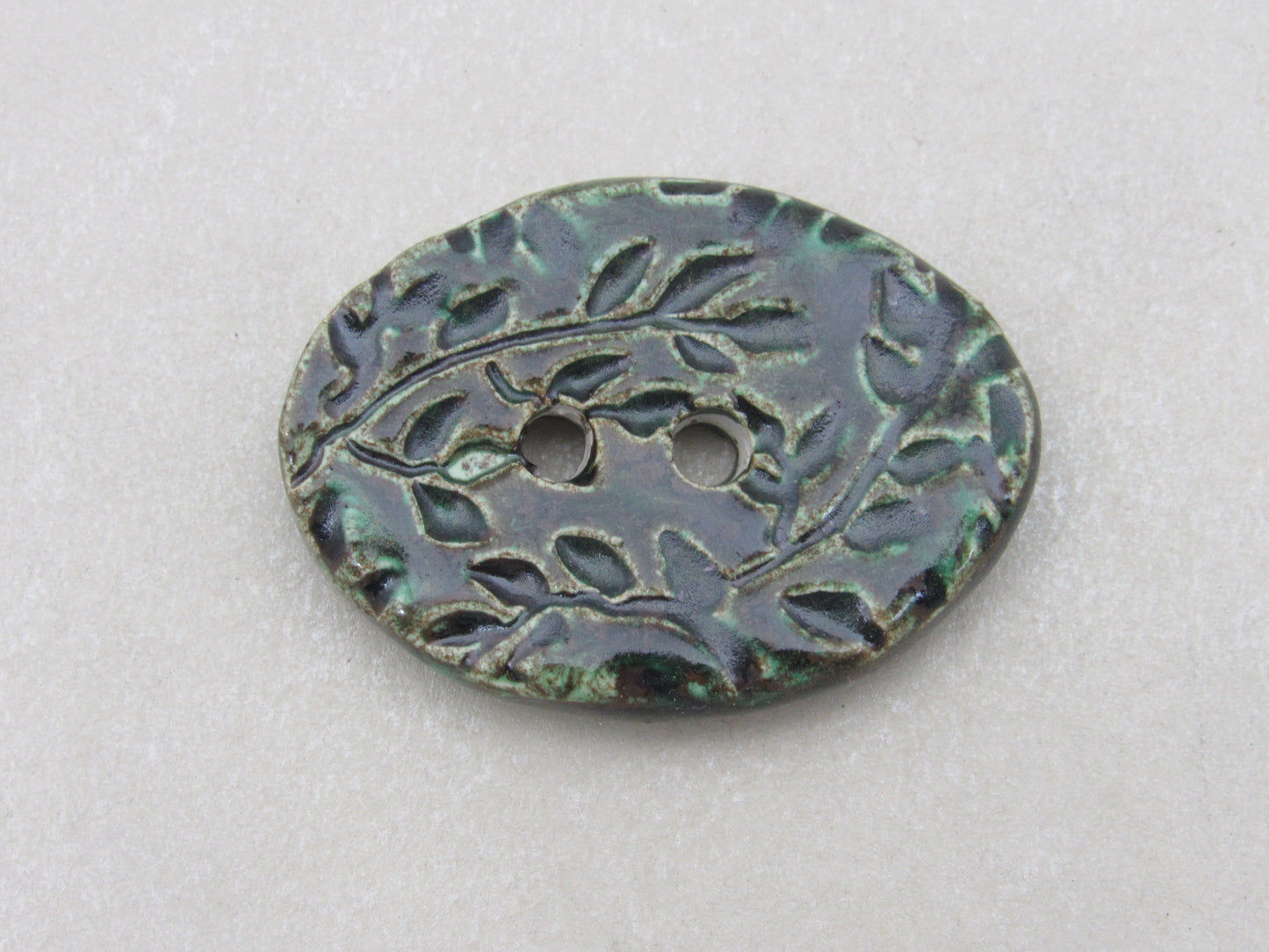 Wholesale Large Sprig Texture Oval Ceramic Button