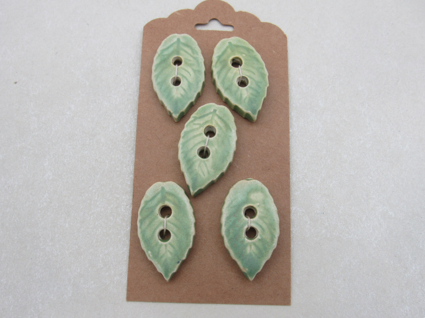 Wholesale 5 Small Leaf Shape Ceramic Buttons