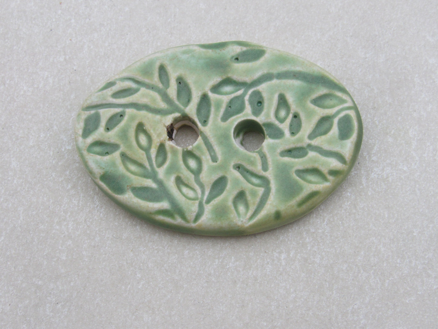 Wholesale Large Sprig Texture Oval Ceramic Button