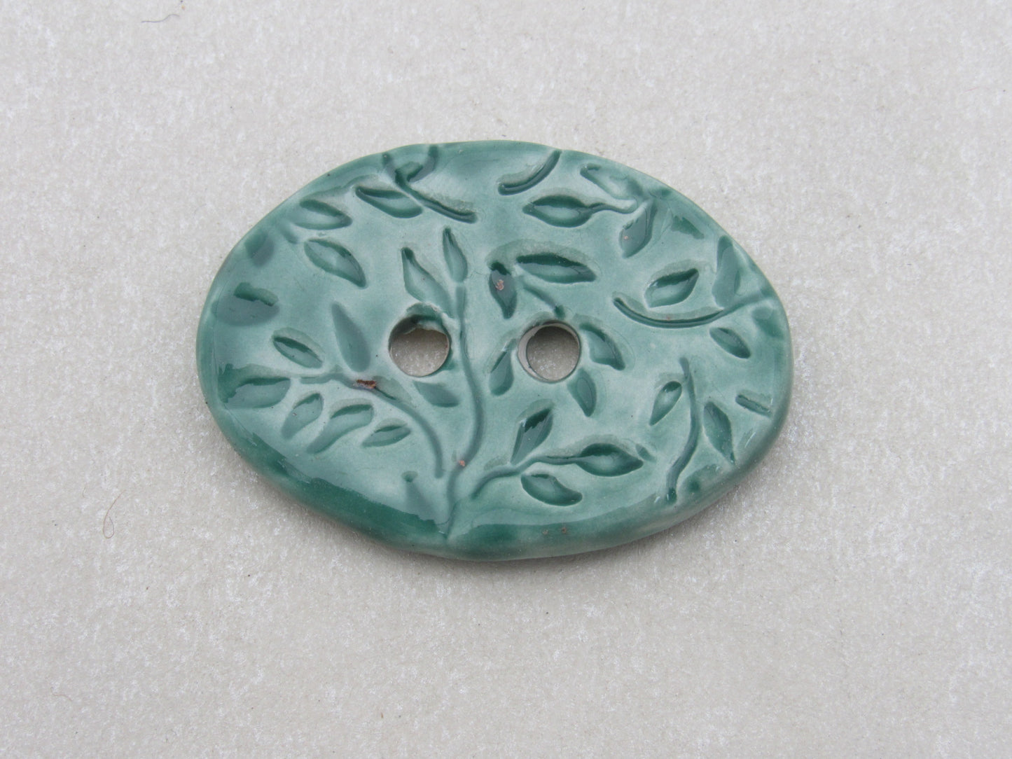 Wholesale Large Sprig Texture Oval Ceramic Button