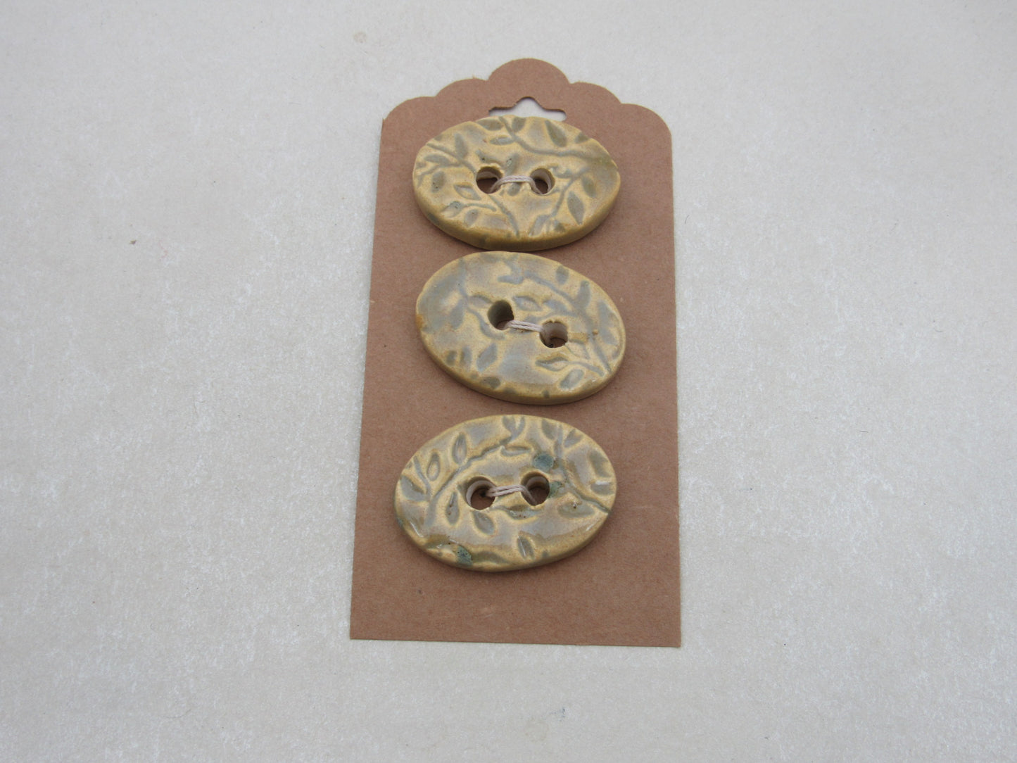 Wholesale Trio Medium Sprig Texture Oval Ceramic Buttons