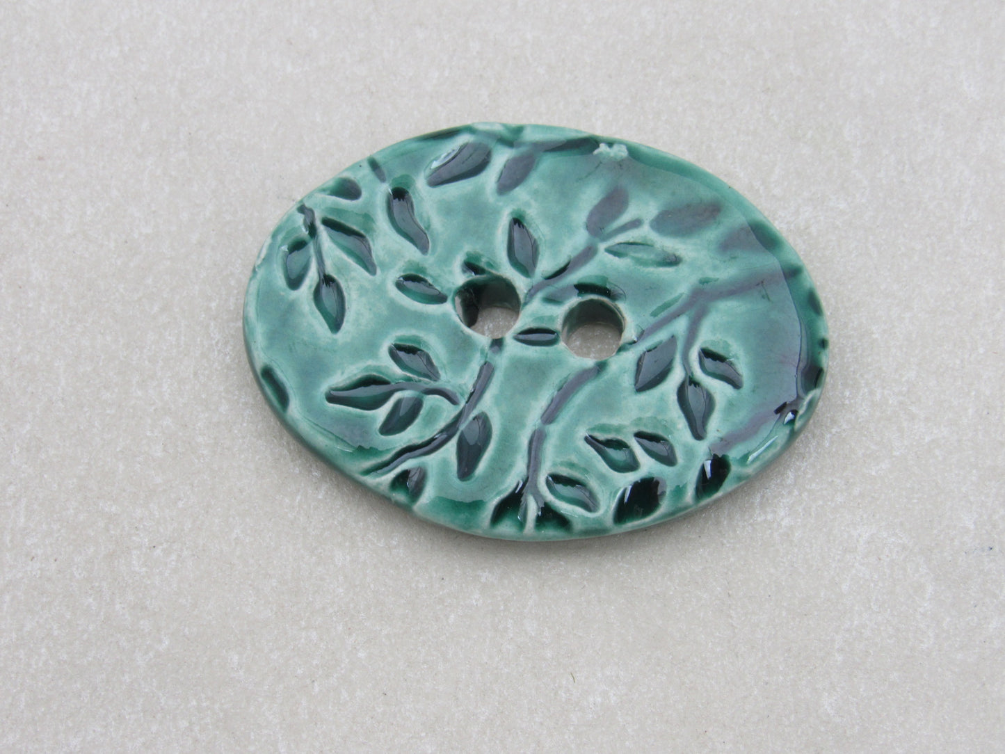 Wholesale Large Sprig Texture Oval Ceramic Button