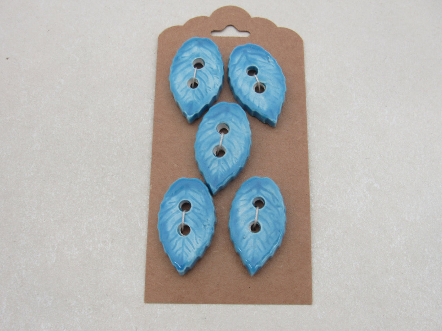 Wholesale 5 Small Leaf Shape Ceramic Buttons