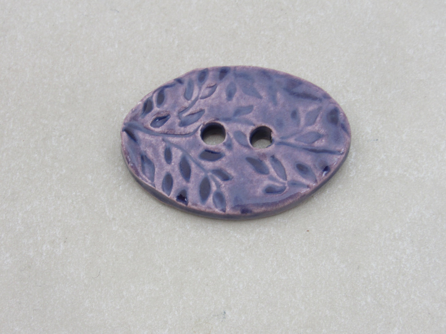 Wholesale Large Sprig Texture Oval Ceramic Button
