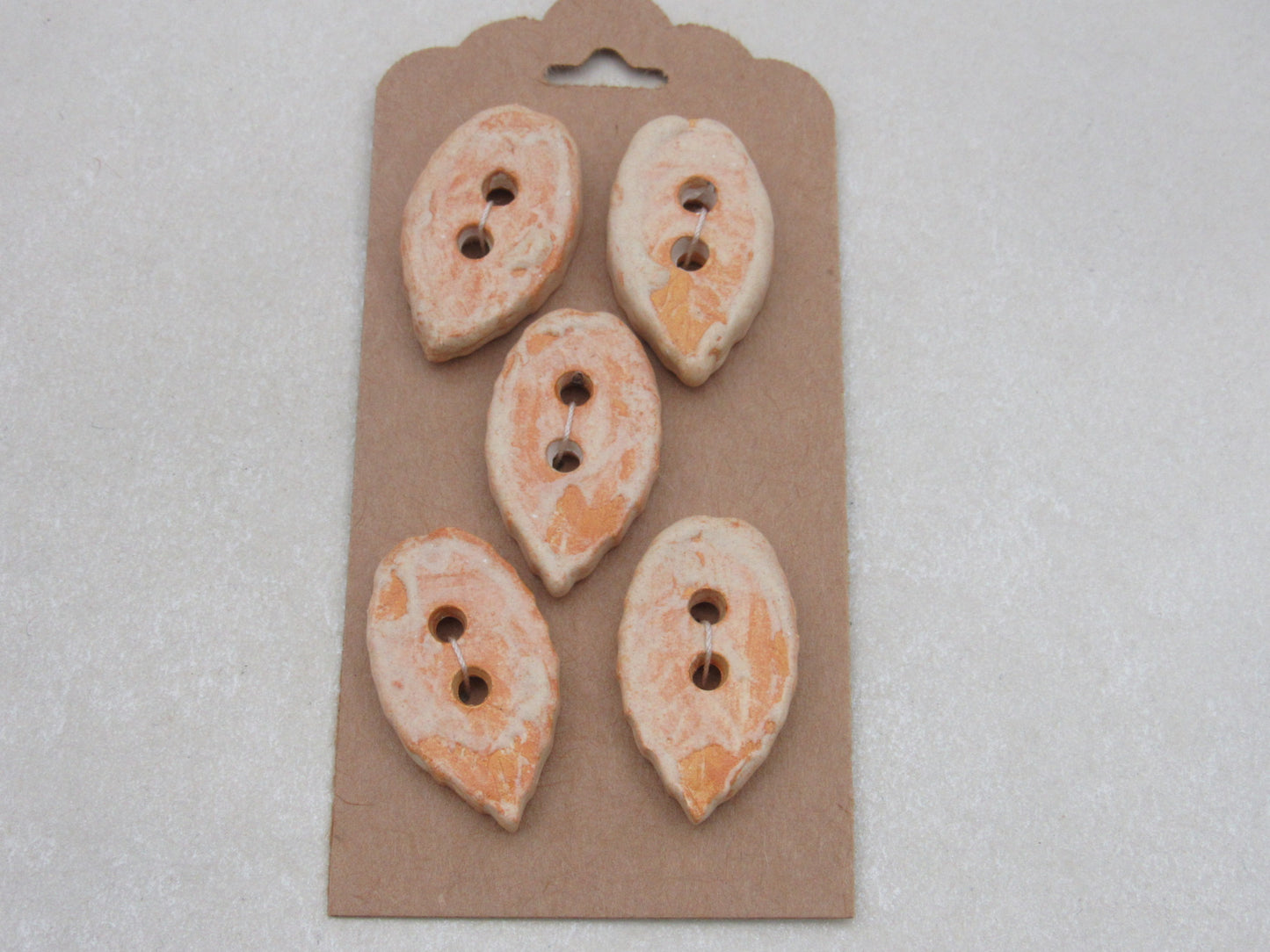 Wholesale 5 Small Leaf Shape Ceramic Buttons