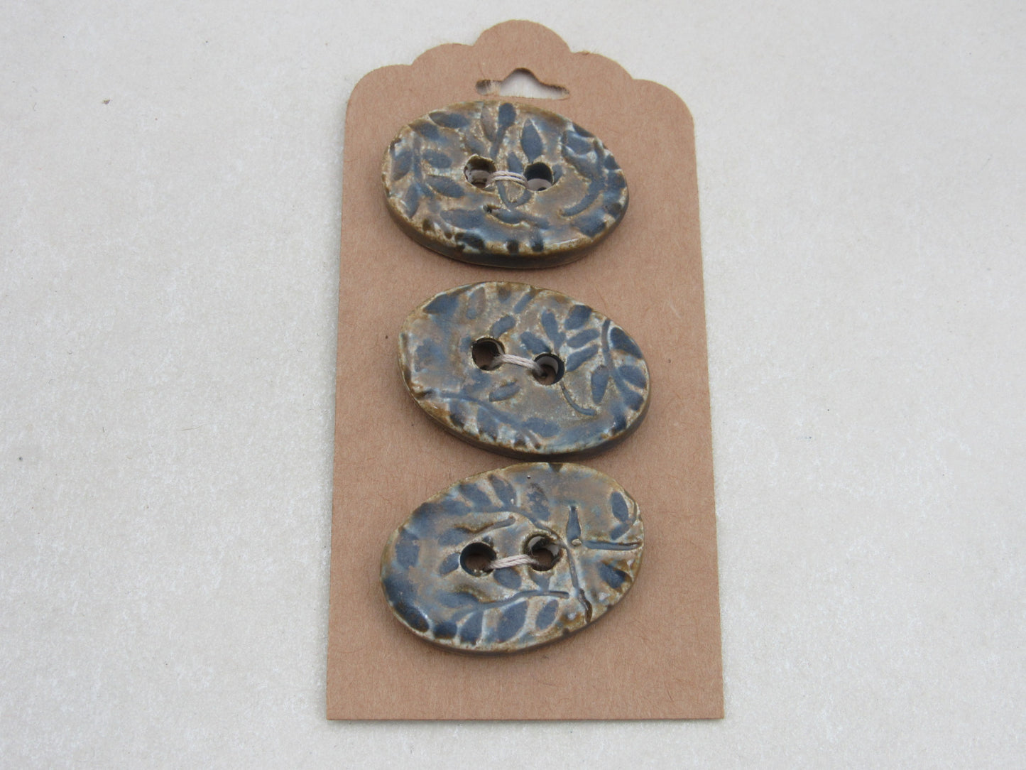 Wholesale Trio Medium Sprig Texture Oval Ceramic Buttons