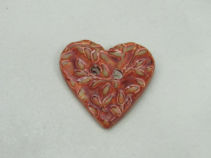 Medium Leaf Sprig Texture Heart Shaped Ceramic Button